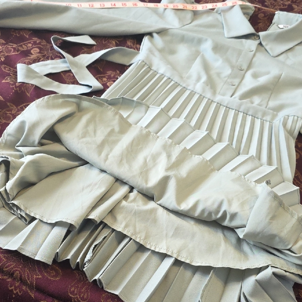 Stylish Green Pleated Dress, Size Small💚 Cute, Like New Condition- Fast Shipper - Picture 8 of 11
